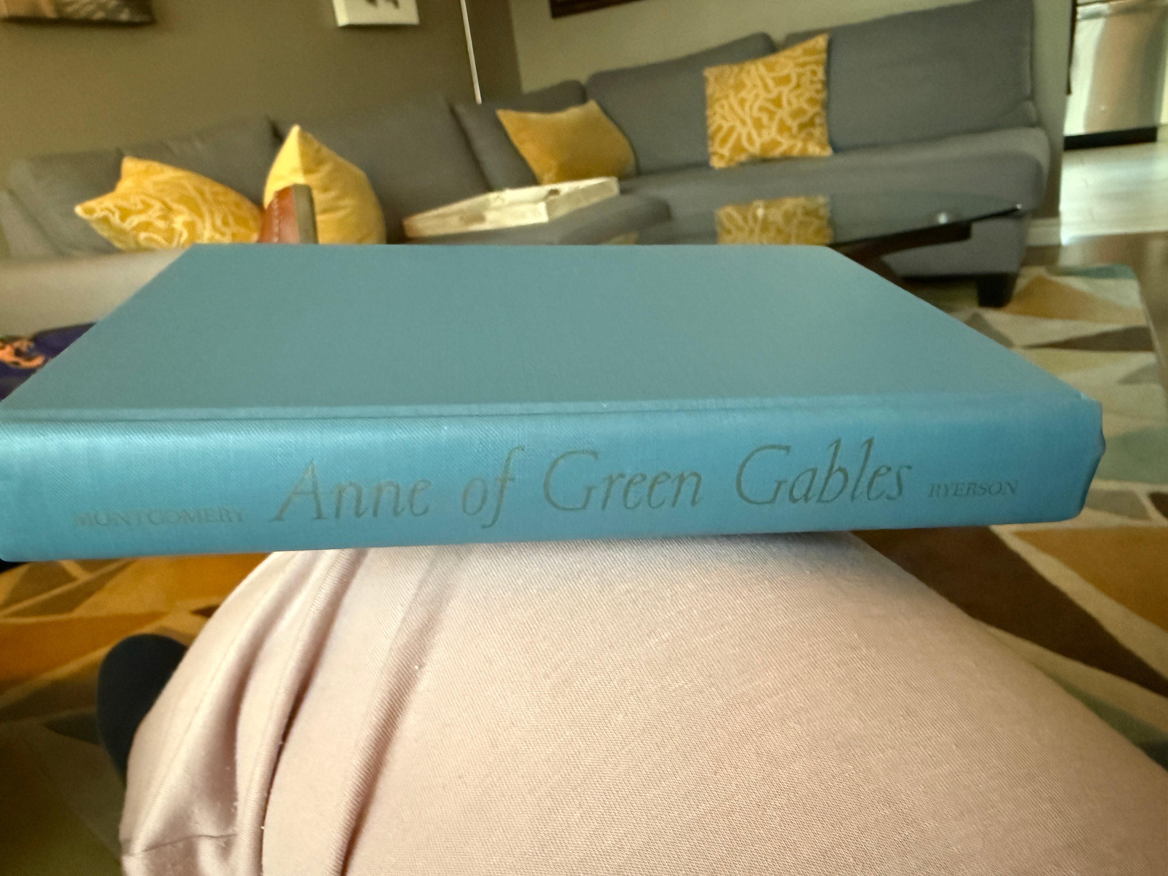 Custom 11 - Anne of Green Gables