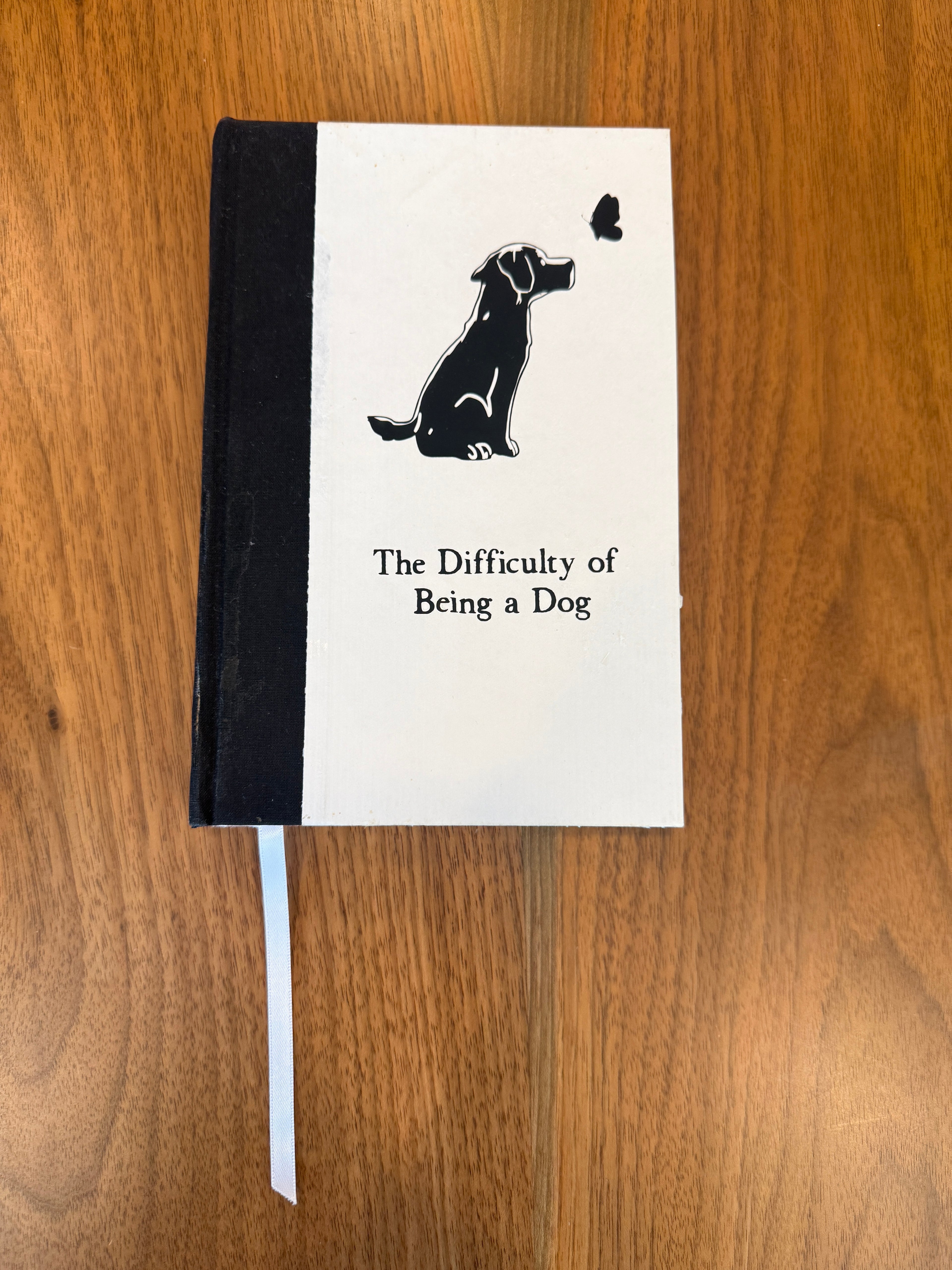 B3 - 06 The Difficulty of Being a Dog - 2020 - Arches