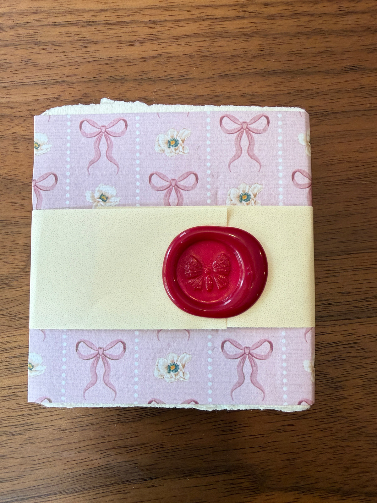 LL11 - Little Leaf Ribbons & Roses