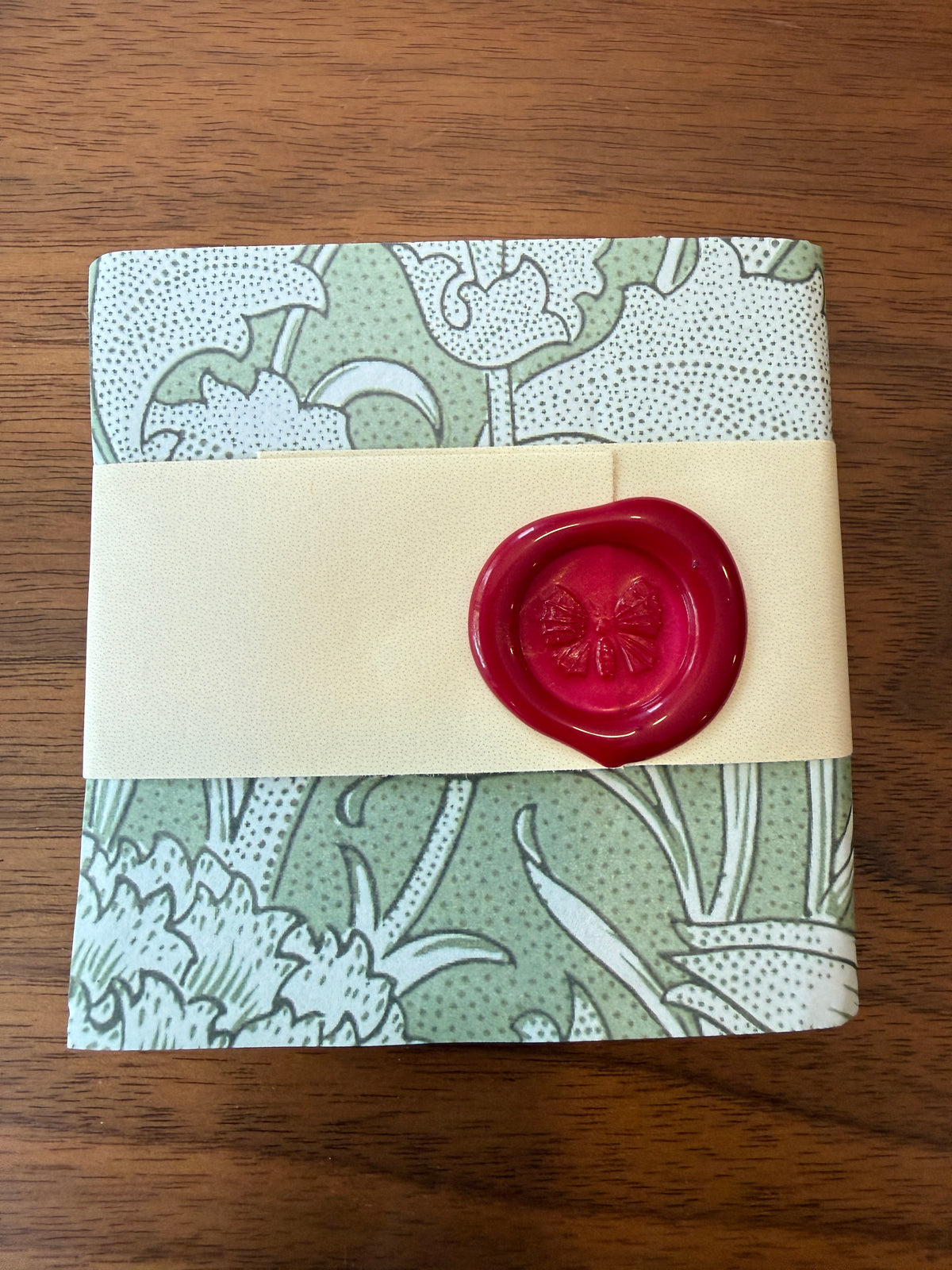 LL9 - Little Leaf Sage & Lace