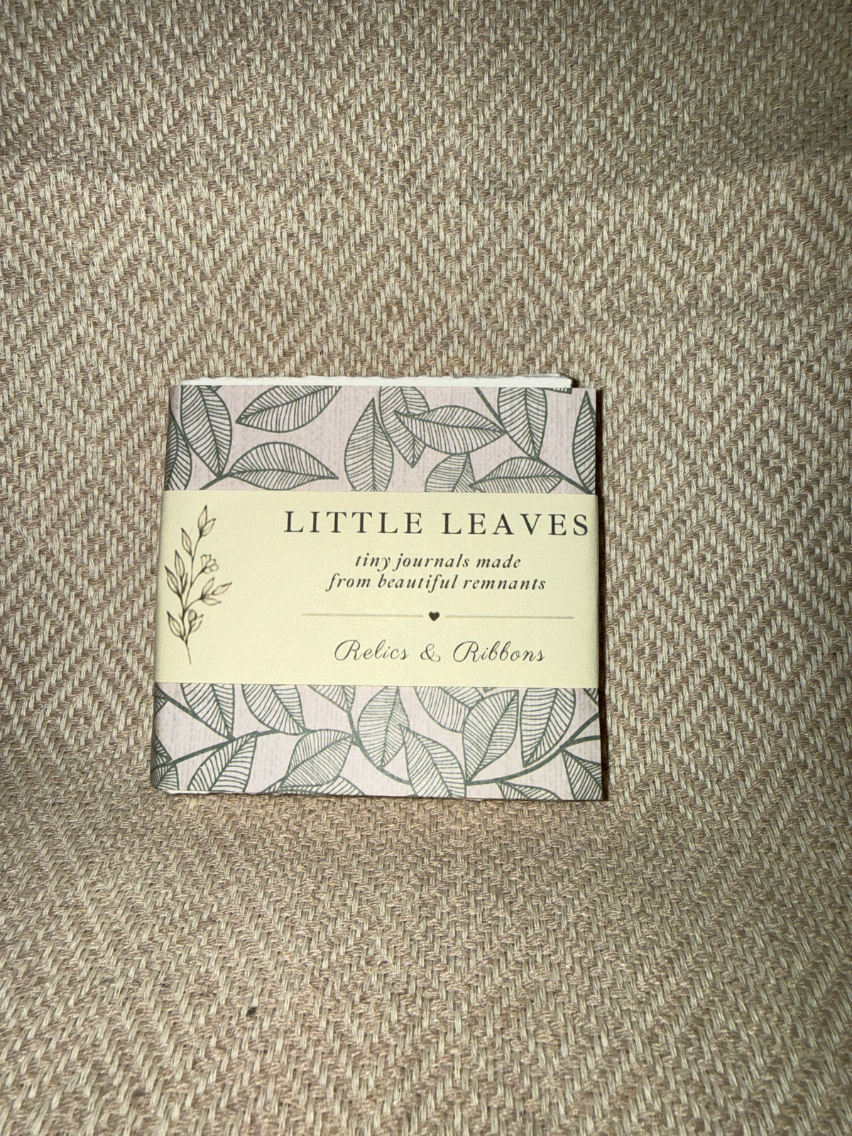 LL19 - Little Leaf Quiet Botanicals