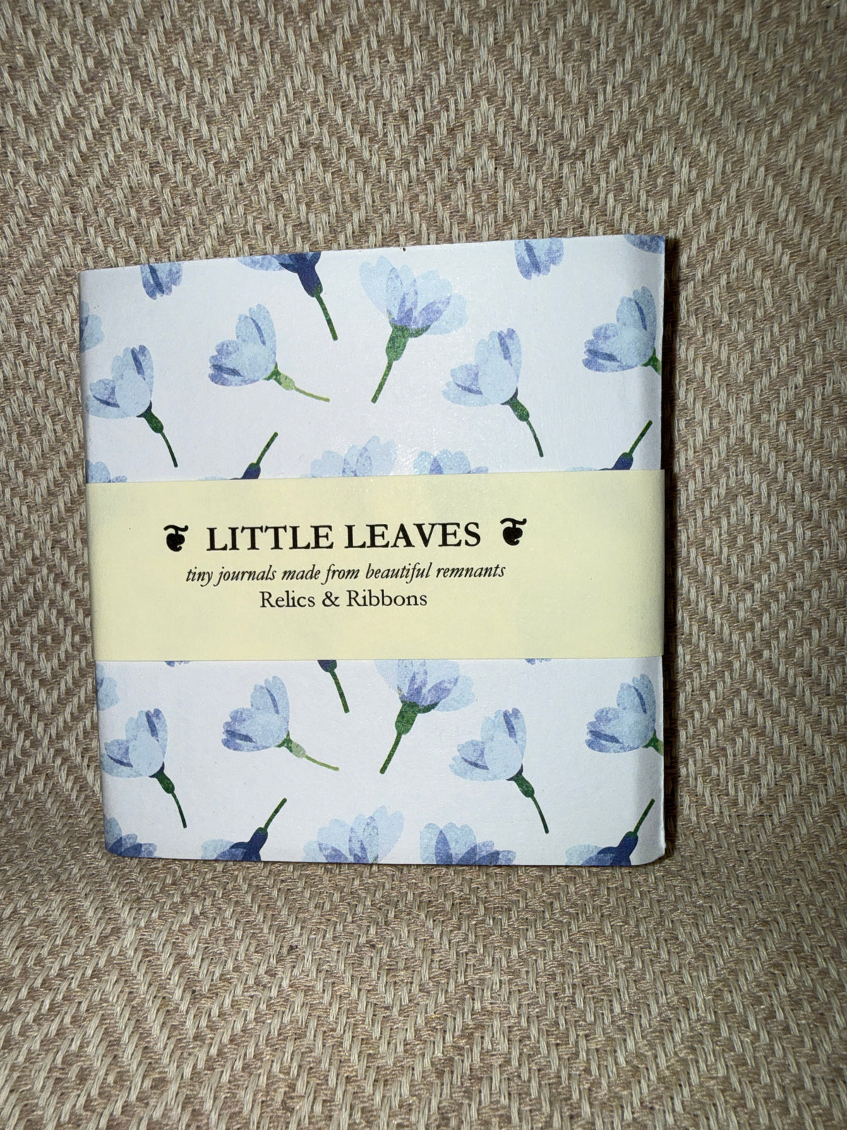 LL15 - Little Leaf Bluebell Daydream