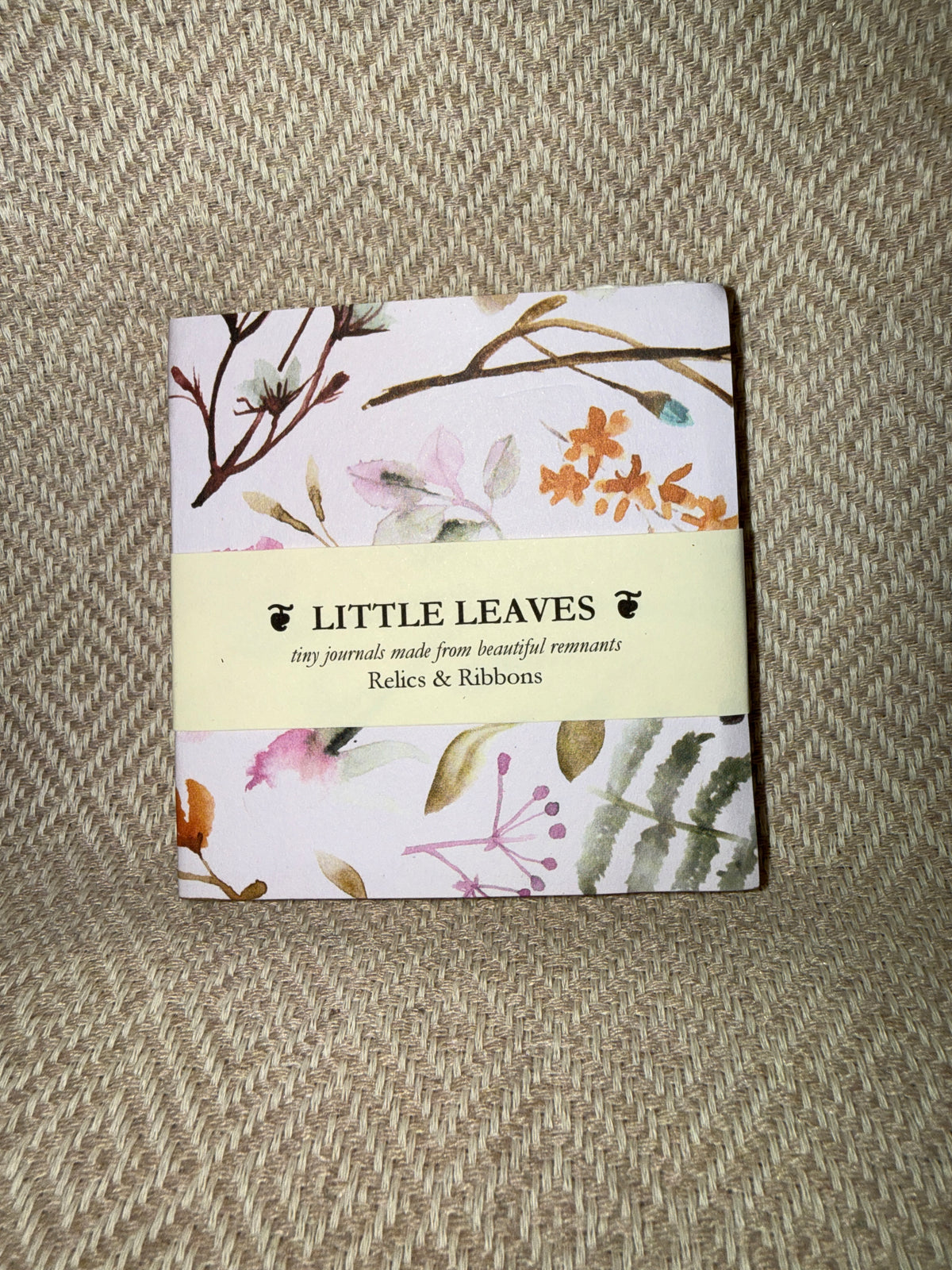 LL14 - Little Leaf Autumn Whispers