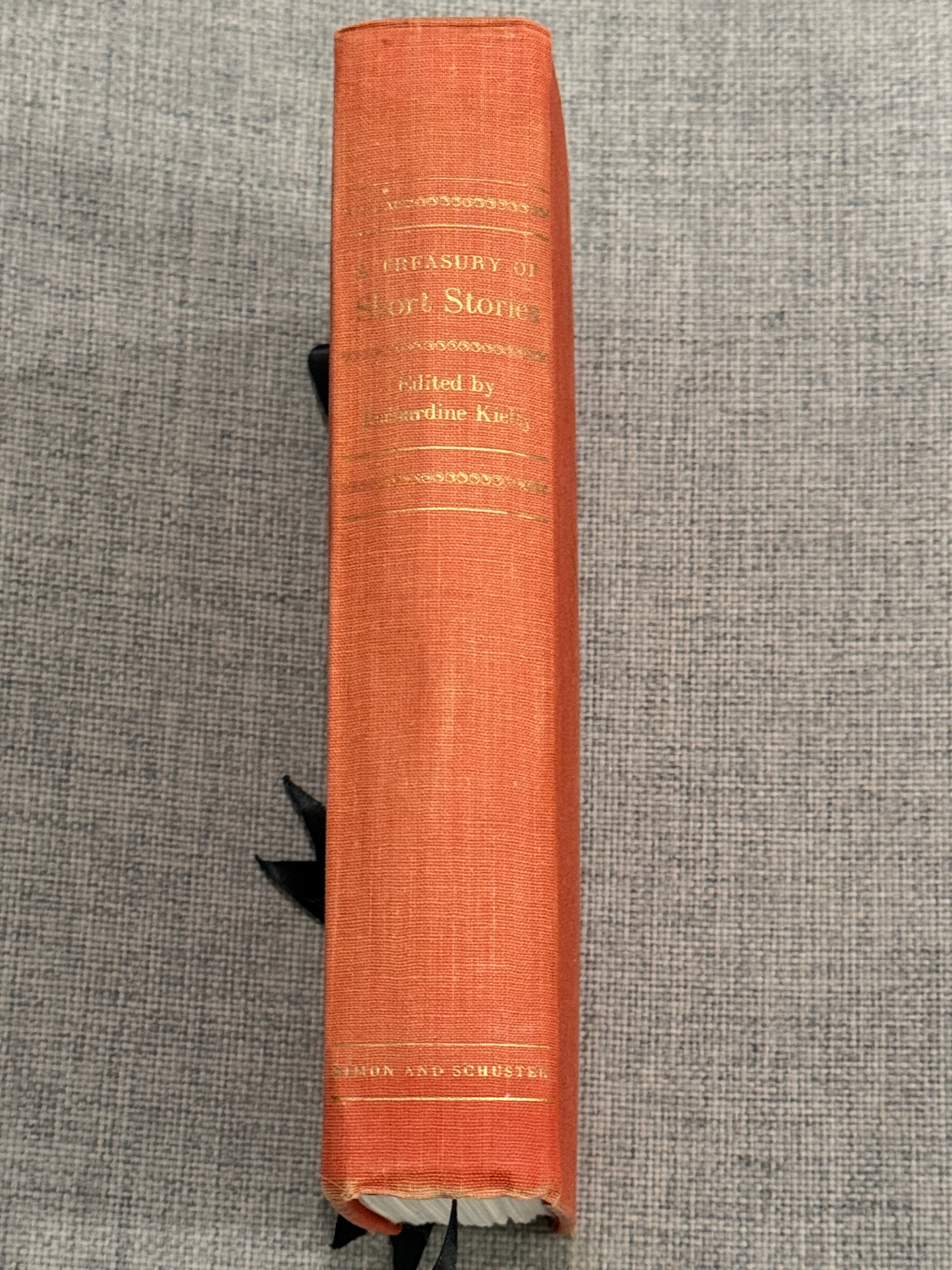 C1-22 A Treasury of Short Stories