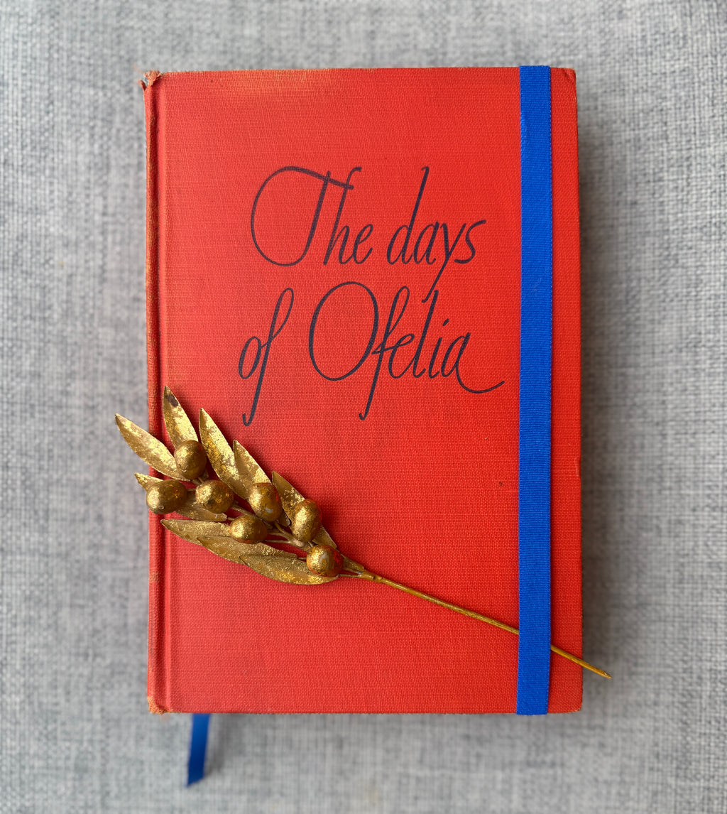 C1-48 The Days of Ofelia