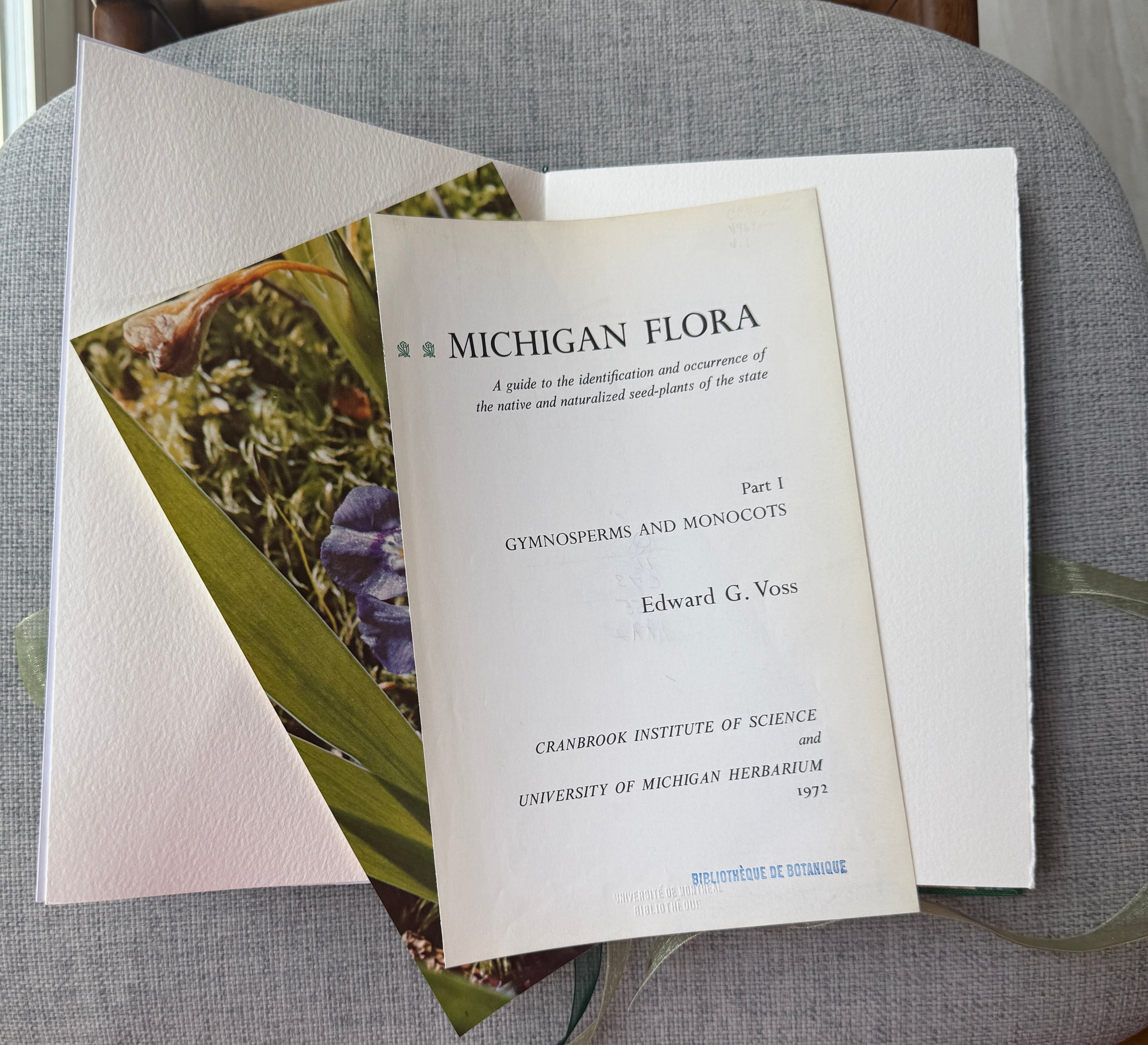 Custom 30 - Michigan Flora