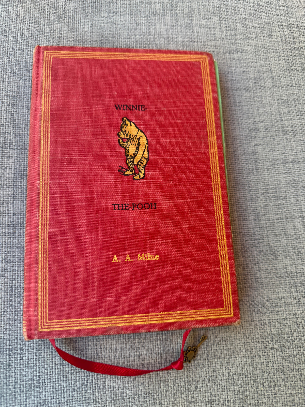 C4 - 08 - Winnie the Pooh 1961 (Arches Paper)